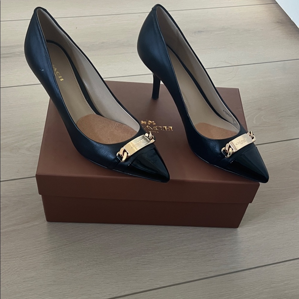 Coach Bowery Glove Leather/Pat Black and Gold Women's Heels